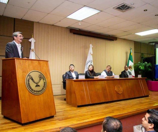 Reconocen a creadores del Parlamento Juvenil. Espacio para el ejercicio legislativo