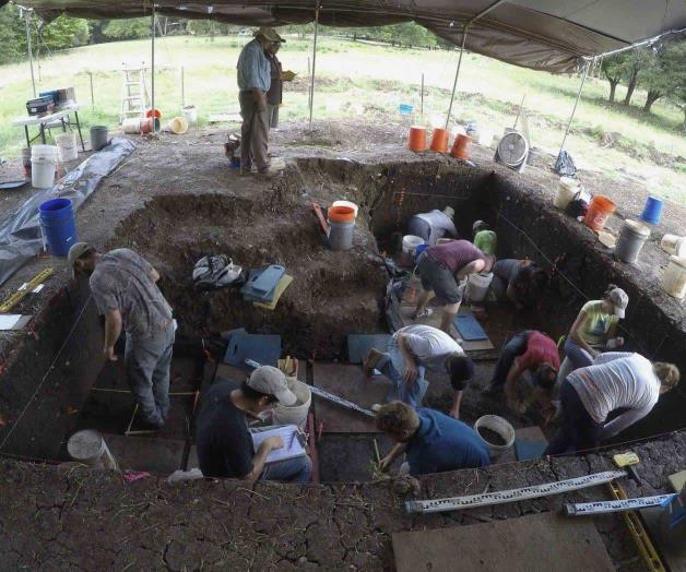 Encuentran puntas de lanza prehistóricas Encuentran puntas de lanza prehistóricas