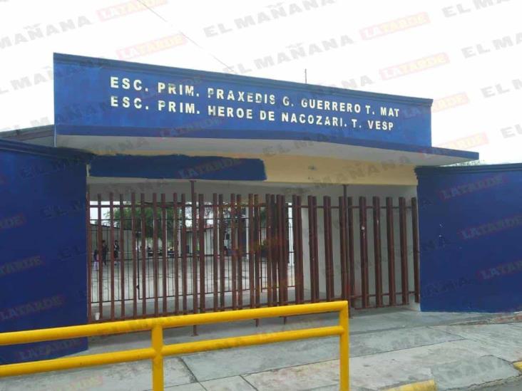 Fuerte olor a gas causa alarma en escuela primaria Fuerte olor a gas causa alarma en escuela primaria