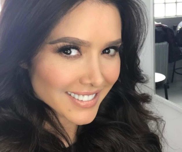 Marlene Favela luce figura en bikini