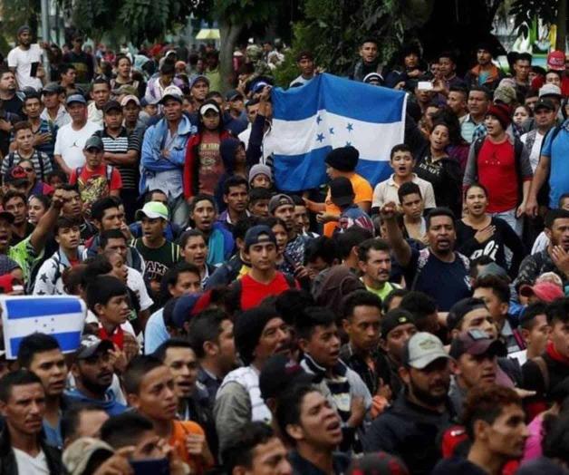 Llega caravana de migrantes hondureños a Arriaga, Chiapas