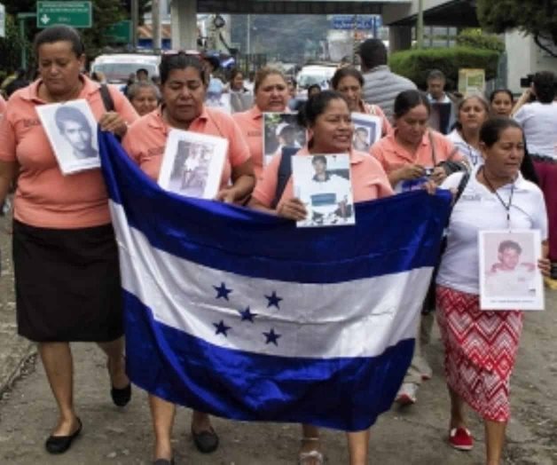 Caravana de madres apoya a migrantes