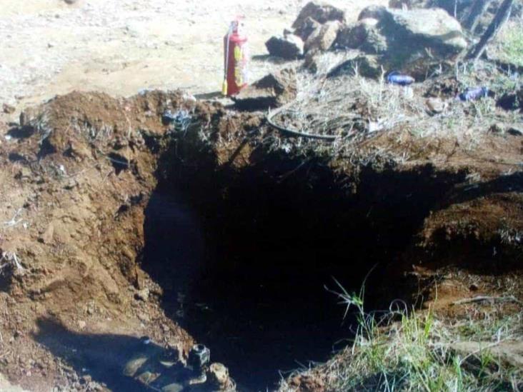 Guía perro a fosas y encuentran 19 cuerpos Guía perro a fosas y encuentran 19 cuerpos