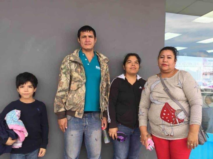 Manifiestan colonos inconformidad por apresurado cambio de mesa directiva Manifiestan colonos inconformidad por apresurado cambio de mesa directiva