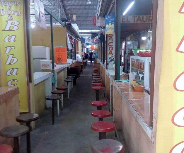 Enfrentan locatarios grave crisis financiera