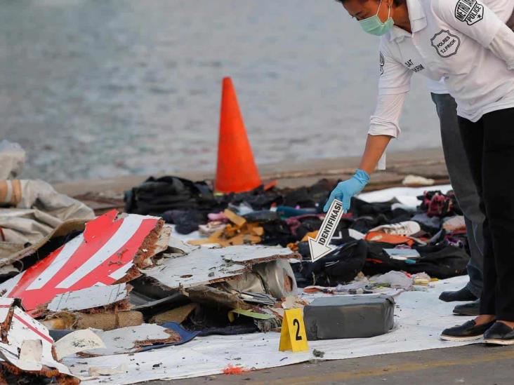 Improbable que haya sobrevivientes tras caída de avión en Indonesia Improbable que haya sobrevivientes tras caída de avión en Indonesia