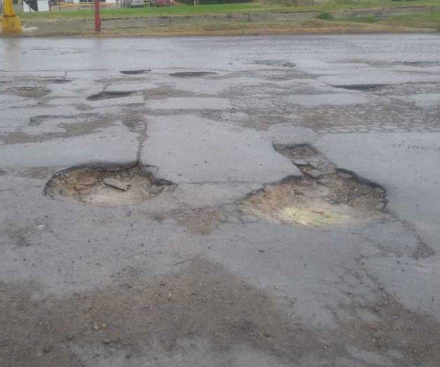 Urgen plan de bacheo