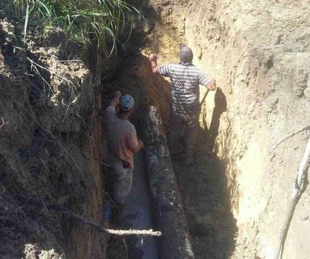 Deja fuga sin agua a cientos de familias