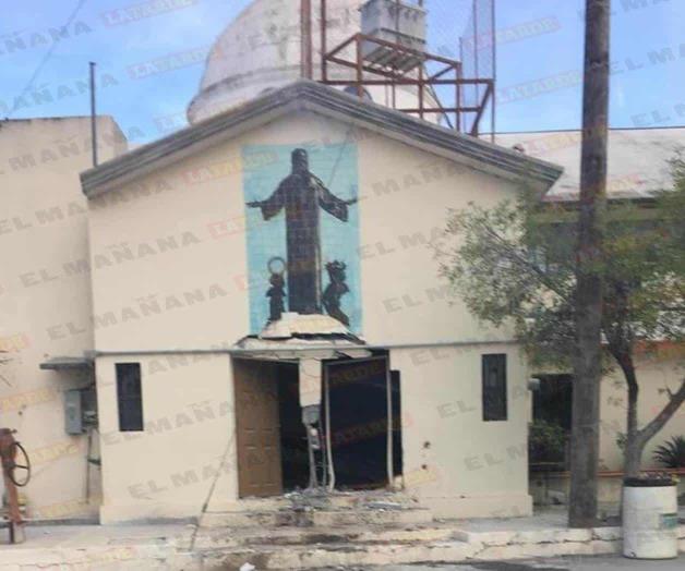 Destrozan iglesia Cristo Rey en persecución