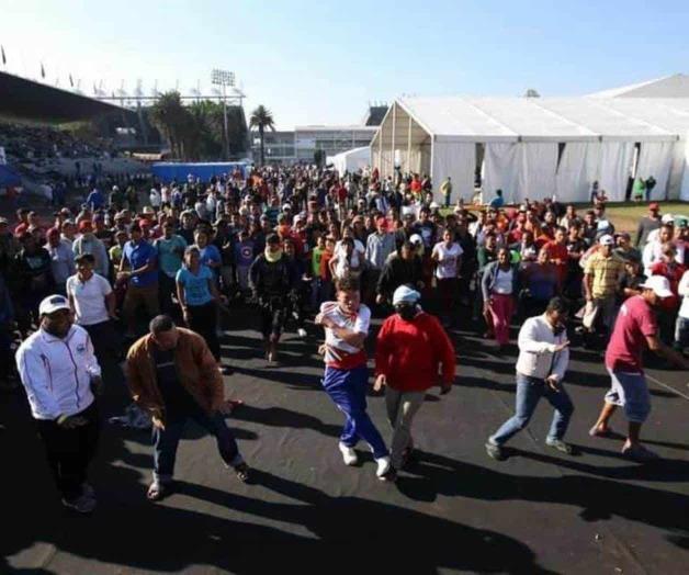 Suman 4 mil migrantes en albergue de Ciudad Deportiva