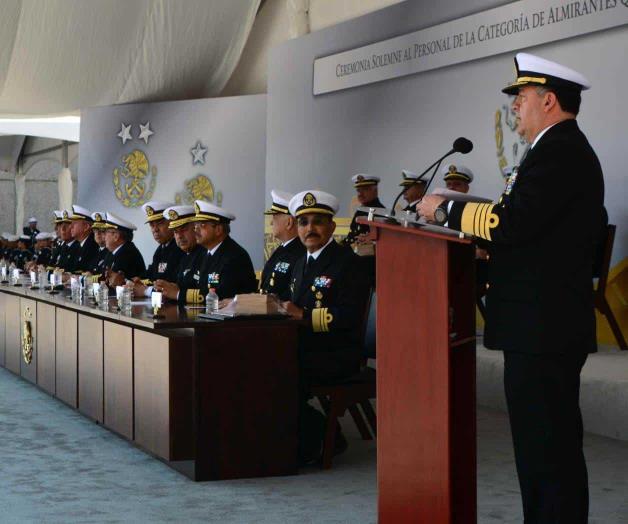 Reconoce Secretaría de Marina 40 años de servicio a 7 almirantes Reconoce Secretaría de Marina 40 años de servicio a 7 almirantes