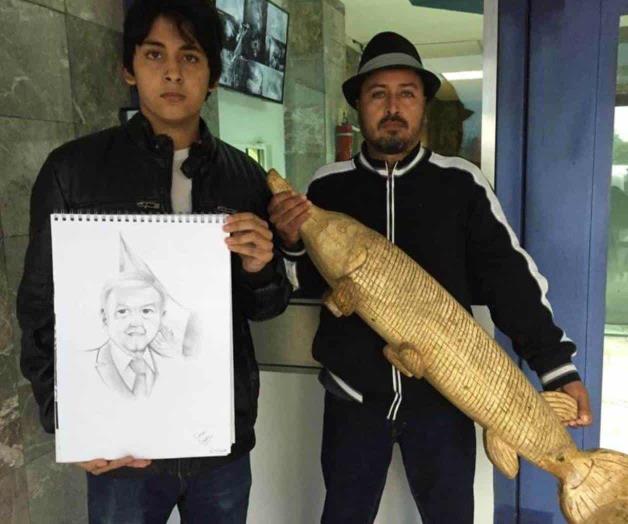 Darán pejelagarto a López Obrador. También le darán un dibujo Darán pejelagarto a López Obrador. También le darán un dibujo