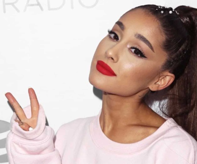 Captan a Ariana Grande paseando con su ex Captan a Ariana Grande paseando con su ex