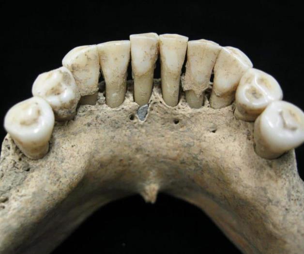 La monja de los dientes de lapislázuli