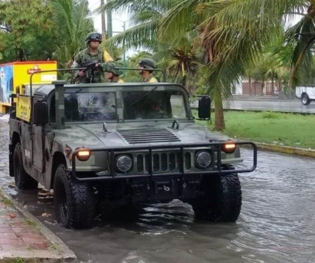 Aplican plan DN-III-E en Playa del Carmen por fuertes lluvias