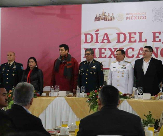 Reiteran colaboración para construir la paz