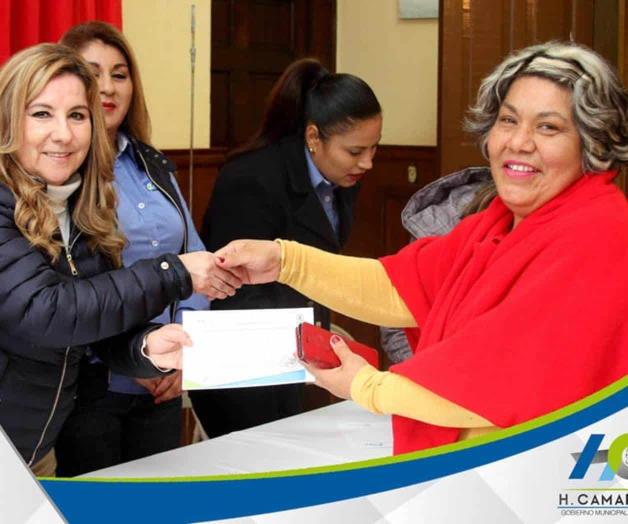 Ratifica apoyo a estudiantes