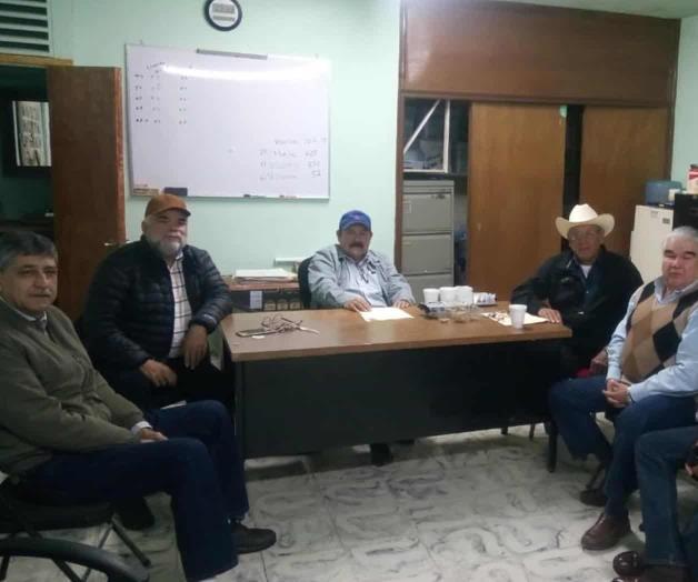 Eligen representante de usuarios del Distrito 026