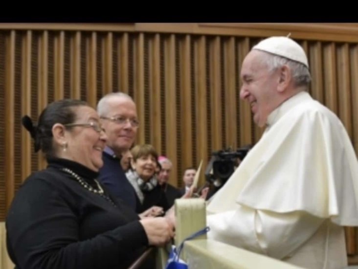 Reciben en Vaticano a víctimas de abusos Reciben en Vaticano a víctimas de abusos