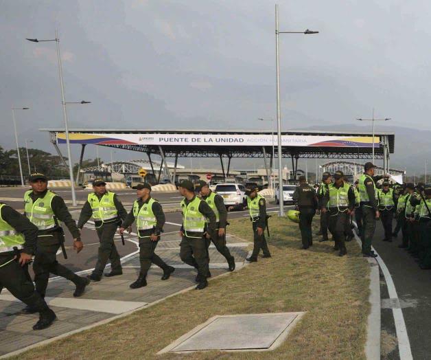 Cierra Maduro la frontera con Brasil