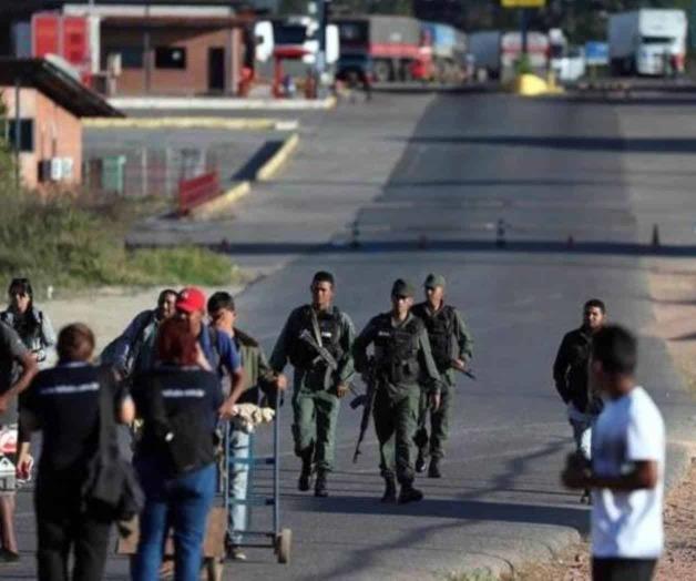 Aseguran que militares venezolanos dispararon contra civiles