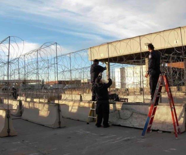 Los puentes no deben ser zonas militarizadas. Instalan más alambradas de púas