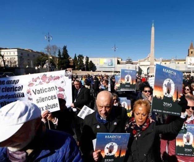 Marchan contra abusos sexuales religiosos en Roma Marchan contra abusos sexuales religiosos en Roma