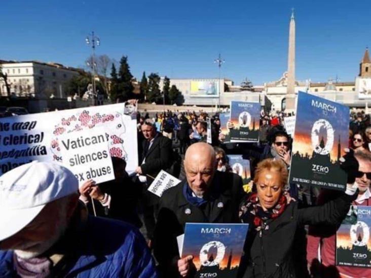 Marchan contra abusos sexuales religiosos en Roma Marchan contra abusos sexuales religiosos en Roma