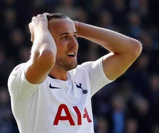 Tottenham cae en regreso de Harry Kane