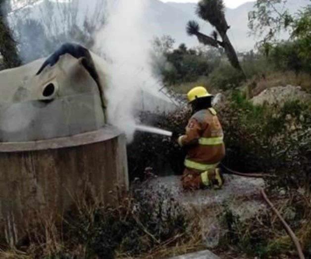 Cae torre de alta tensión en Monterrey Cae torre de alta tensión en Monterrey