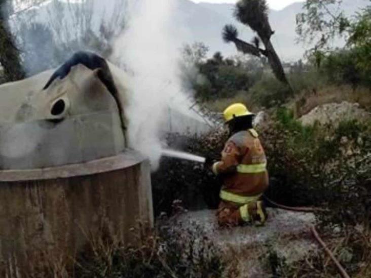 Cae torre de alta tensión en Monterrey Cae torre de alta tensión en Monterrey