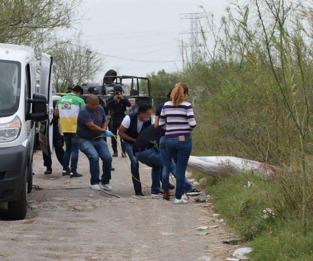 Arrojan cuerpo de embolsado