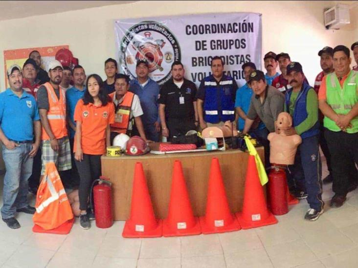 Se preparan brigadistas para ir a su certificación Se preparan brigadistas para ir a su certificación