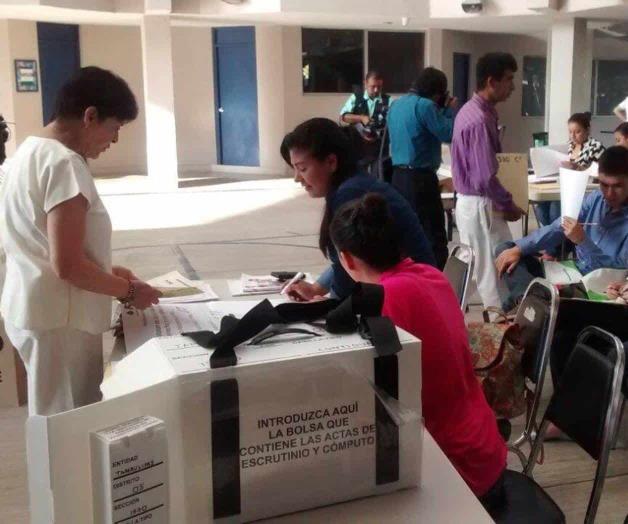 Descarta INE atraer elecciones locales. Preocupan a partidos relevos en Ietam