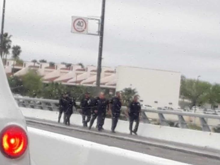 Supervisan puente Uno tras amago de migrantes Supervisan puente Uno tras amago de migrantes