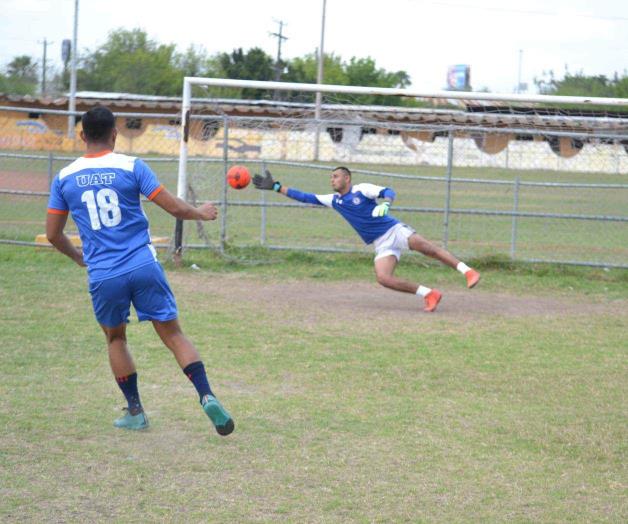 Se juegan Búfalos boleto al Regional