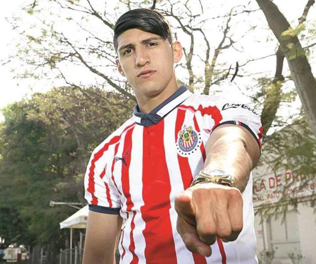 Quiere Alan retirarse en Chivas
