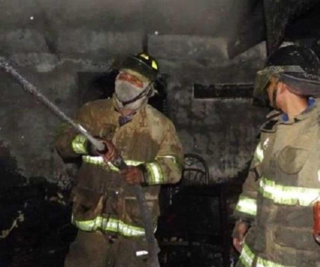 Corto provoca incendio en vivienda