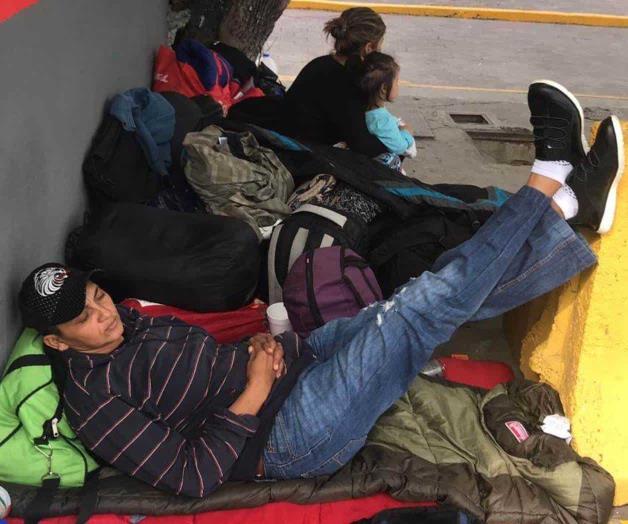 Cobran INM, Capufe y Grupo Beta a migrantes por usar el baño en Matamoros