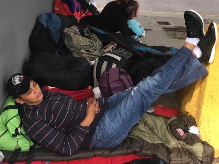 Cobran INM, Capufe y Grupo Beta a migrantes por usar el baño en Matamoros Cobran INM, Capufe y Grupo Beta a migrantes por usar el baño en Matamoros