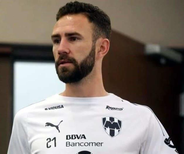 Miguel Layún evitará intercambiar playeras con Tigres Miguel Layún evitará intercambiar playeras con Tigres