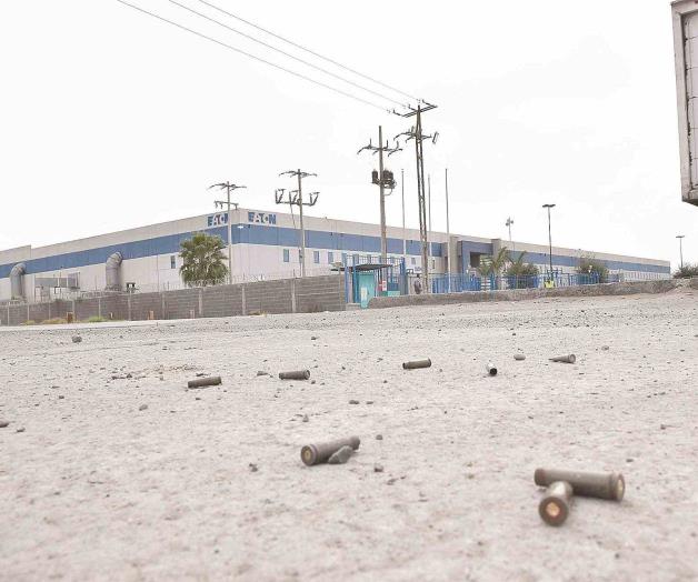 ...Y chocan bandas rivales; bloqueos y caos en maquilas ...Y chocan bandas rivales; bloqueos y caos en maquilas