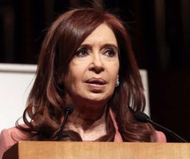 Ratifican orden de prisión preventiva para Cristina Fernández