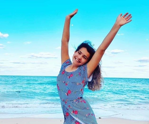 Sorprende foto de Sabrina Sakaë Sorprende foto de Sabrina Sakaë