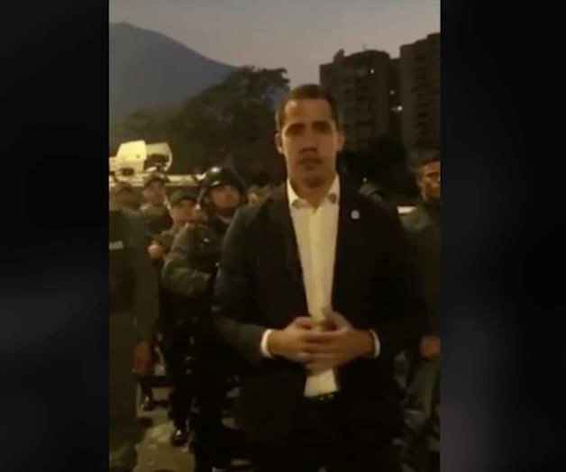 Guaidó libera de su arresto a Leopoldo López y convoca a los militares y al pueblo a tomar “las calles de Venezuela”