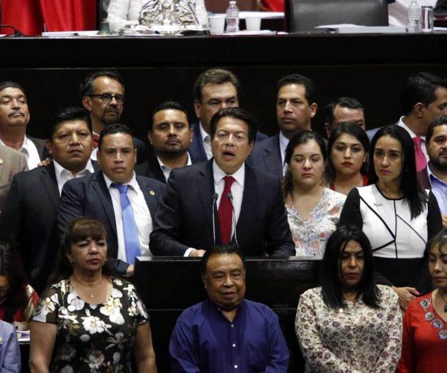 Diputados de Morena se quejan contra AMLO