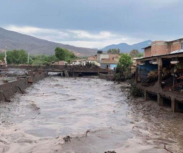 Jalisco: Un muerto y 5 desaparecidos por desbordamiento de arroyo