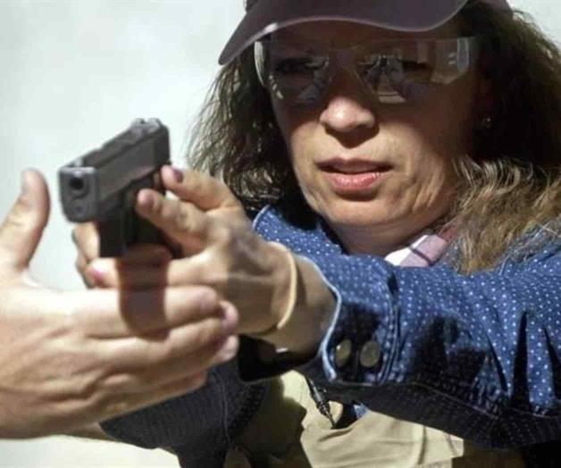 Entrenan a maestros con pistolas en Utah