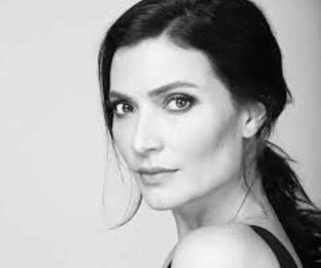 Actriz de Betty, la fea sorprende con fotos desnuda