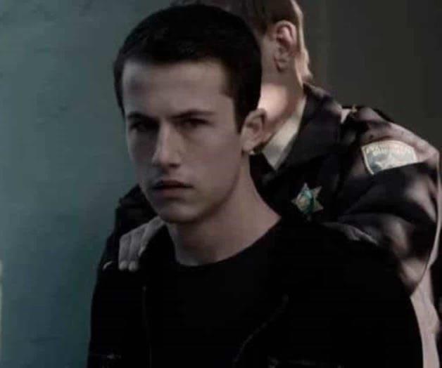 “Clay Jensen” es arrestado en nuevo tráiler de “13 reasons why”
